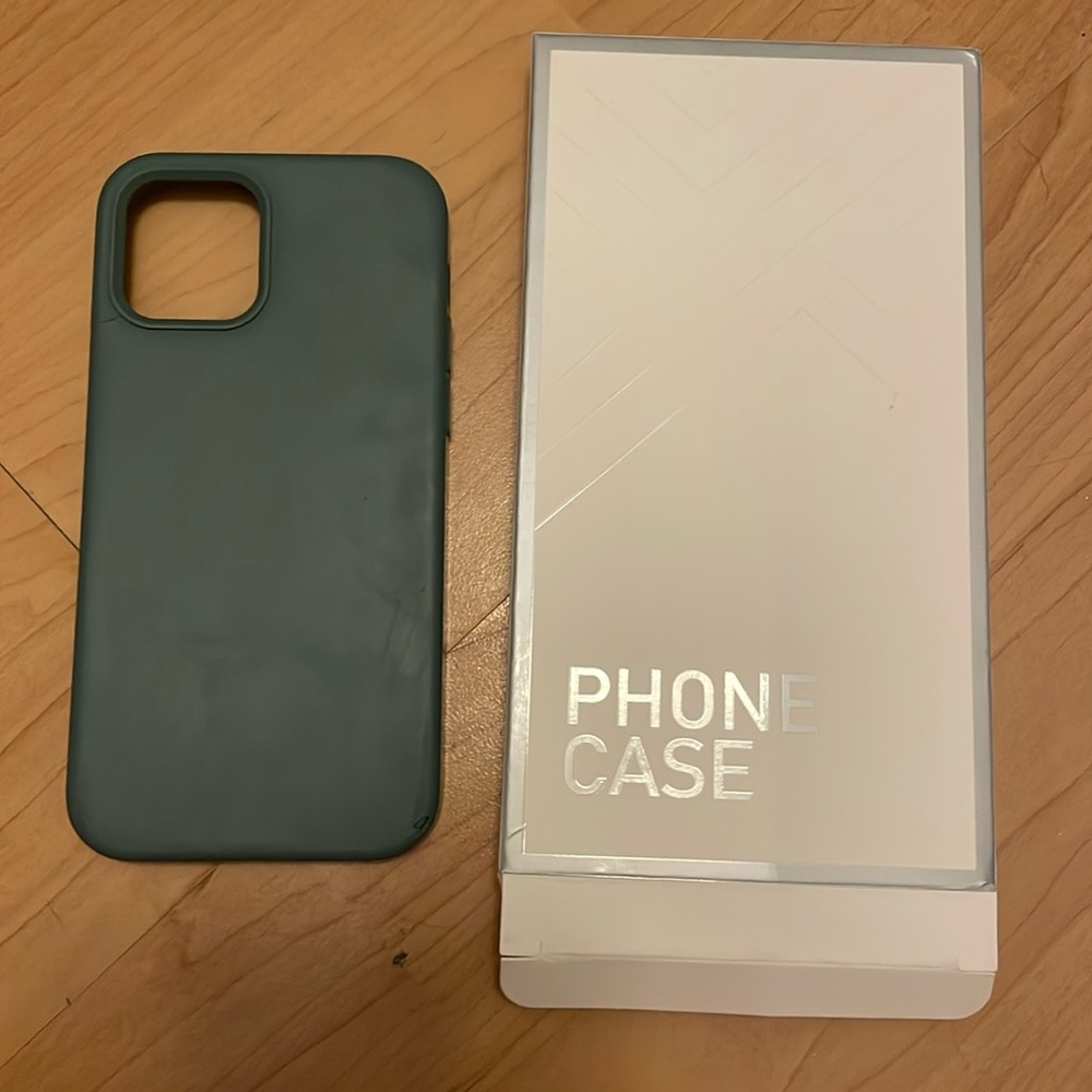 I phone 12 pro green iPhone case